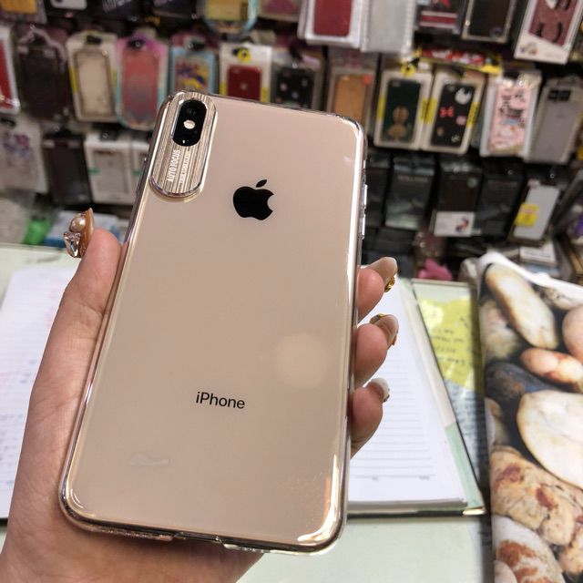 Ốp lưng bảo vệ camera iphone xs max chính hãng totu