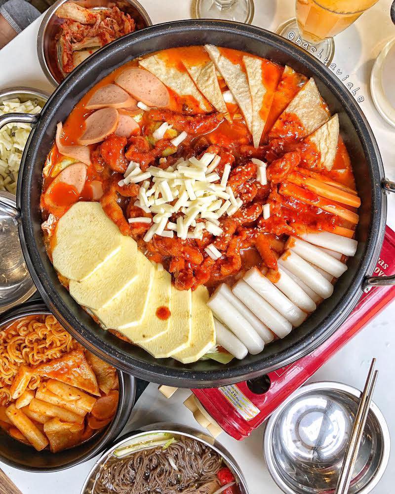 Set Lẩu Tokbokki -  kèm mỳ Koreno