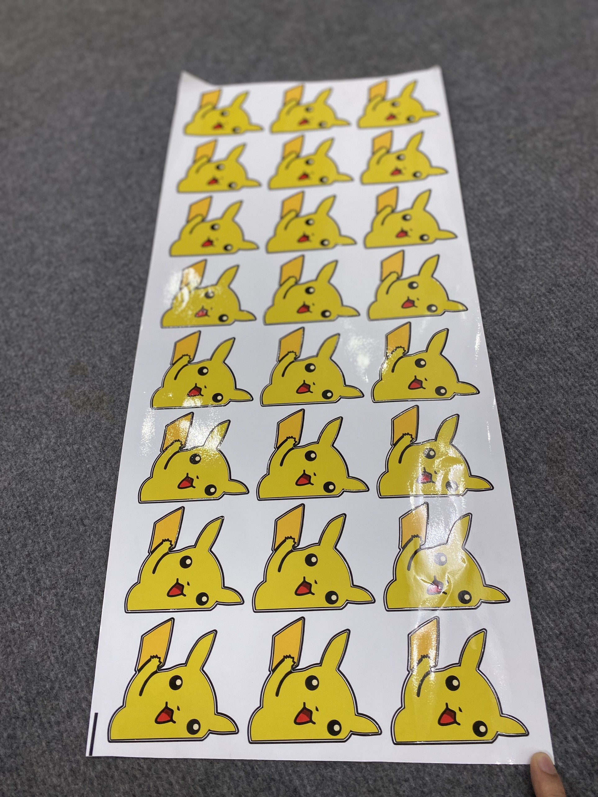 Tem Stick, Logo trang trí dán xe .