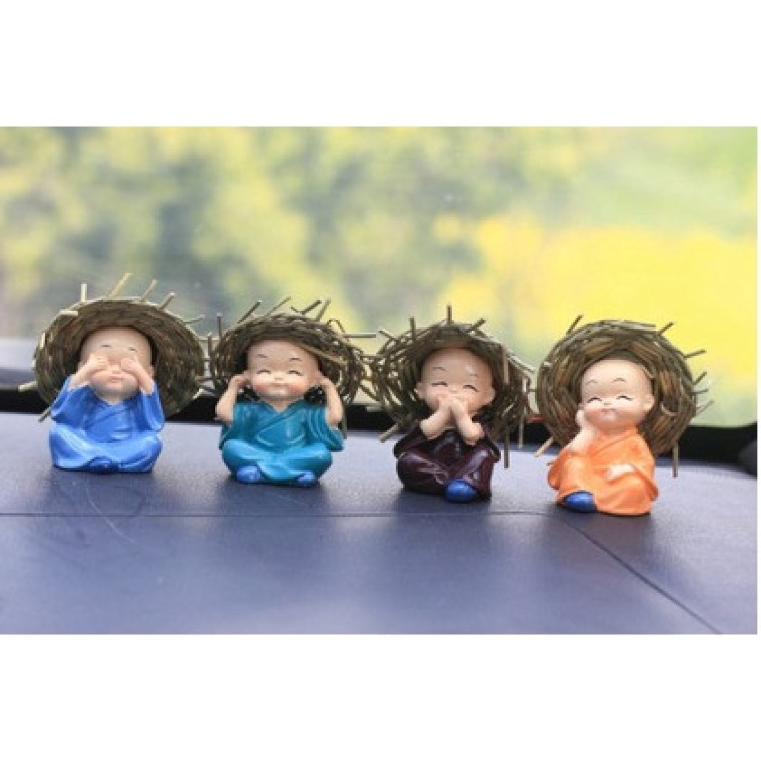Tượng bộ tứ không đội mũ rơm,tứ tượng
