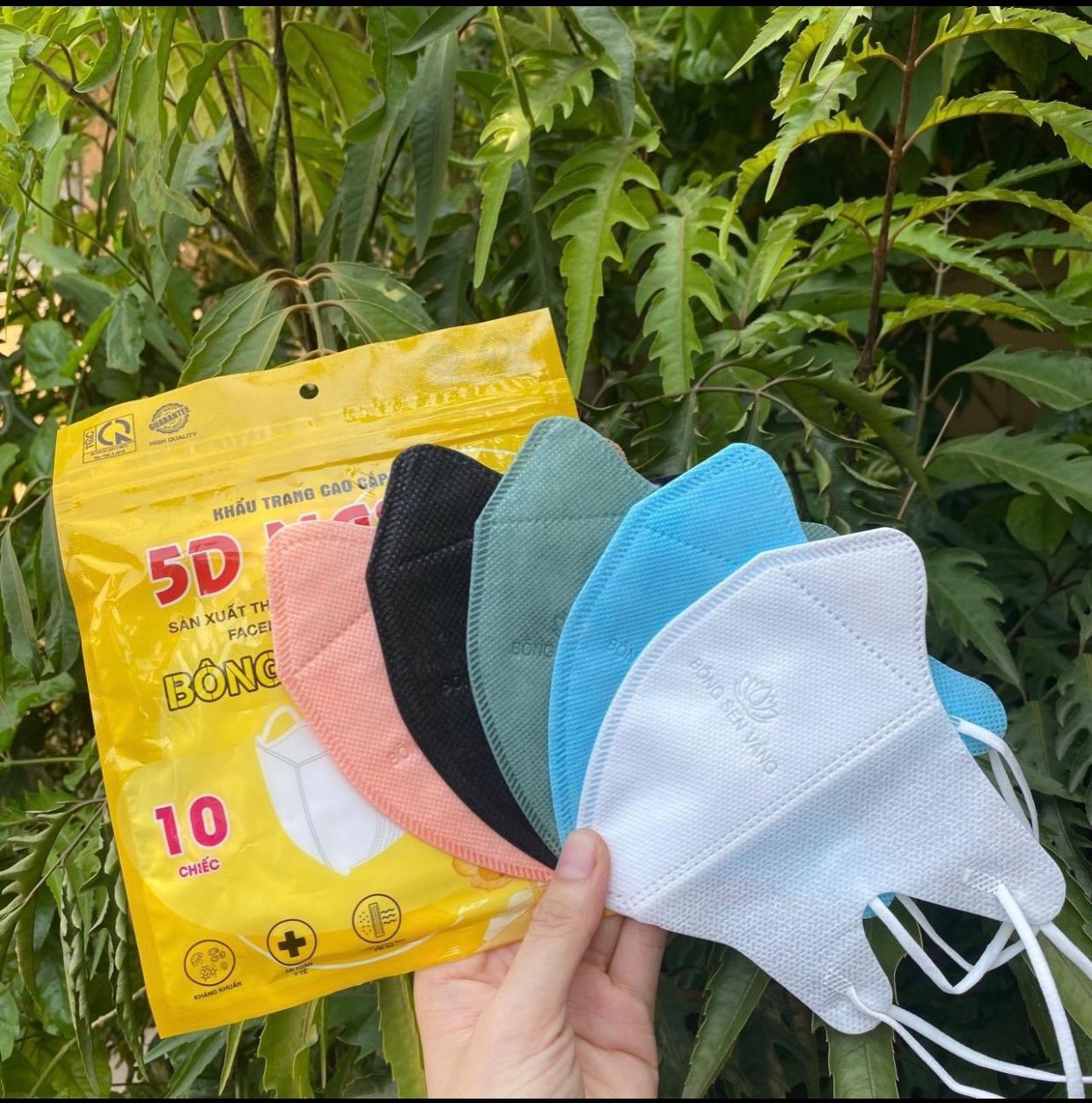 Thùng 400c Khẩu Trang 5D Bông Sen Vàng