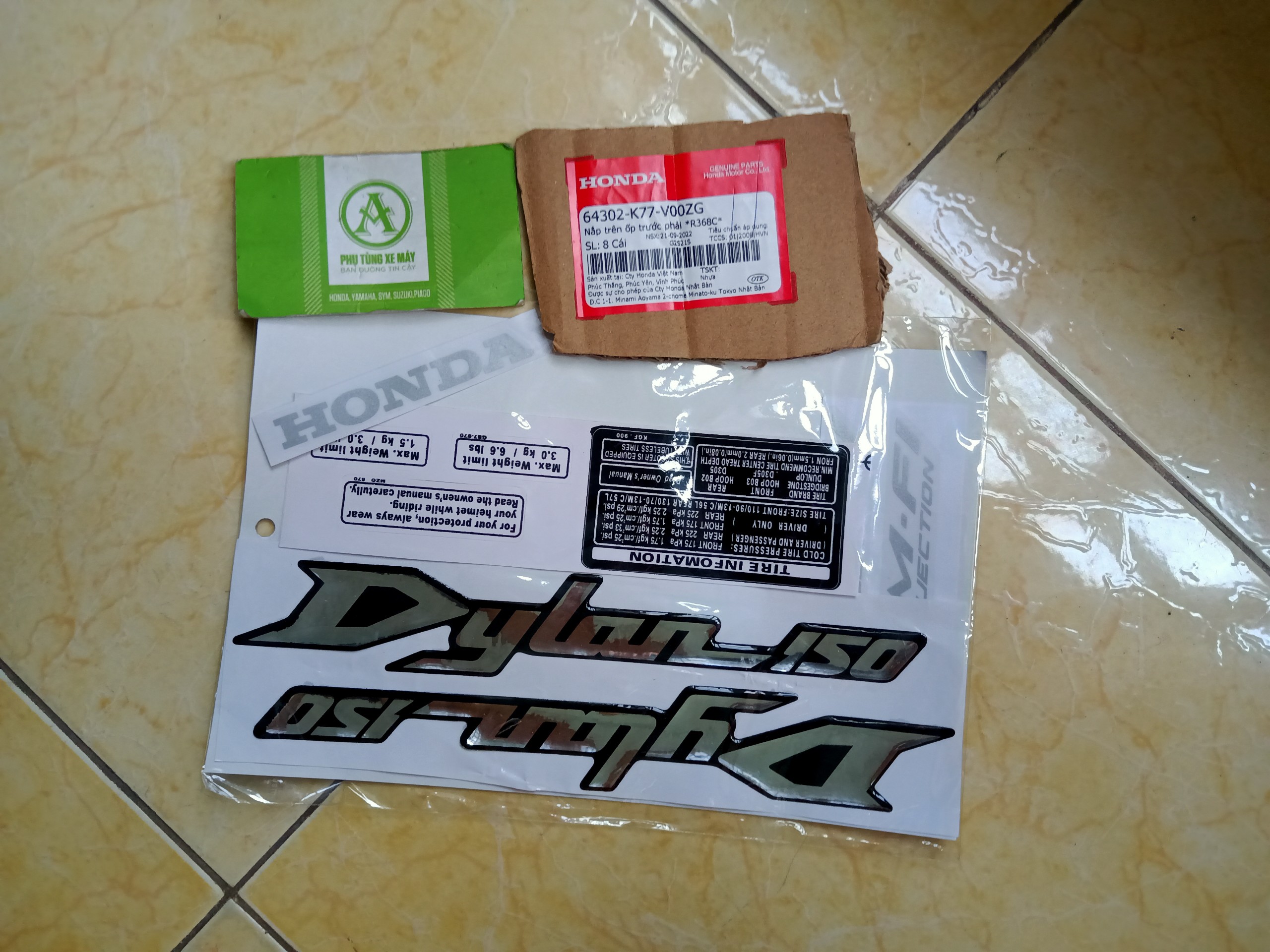 Bộ tem nổi xe dylan 150