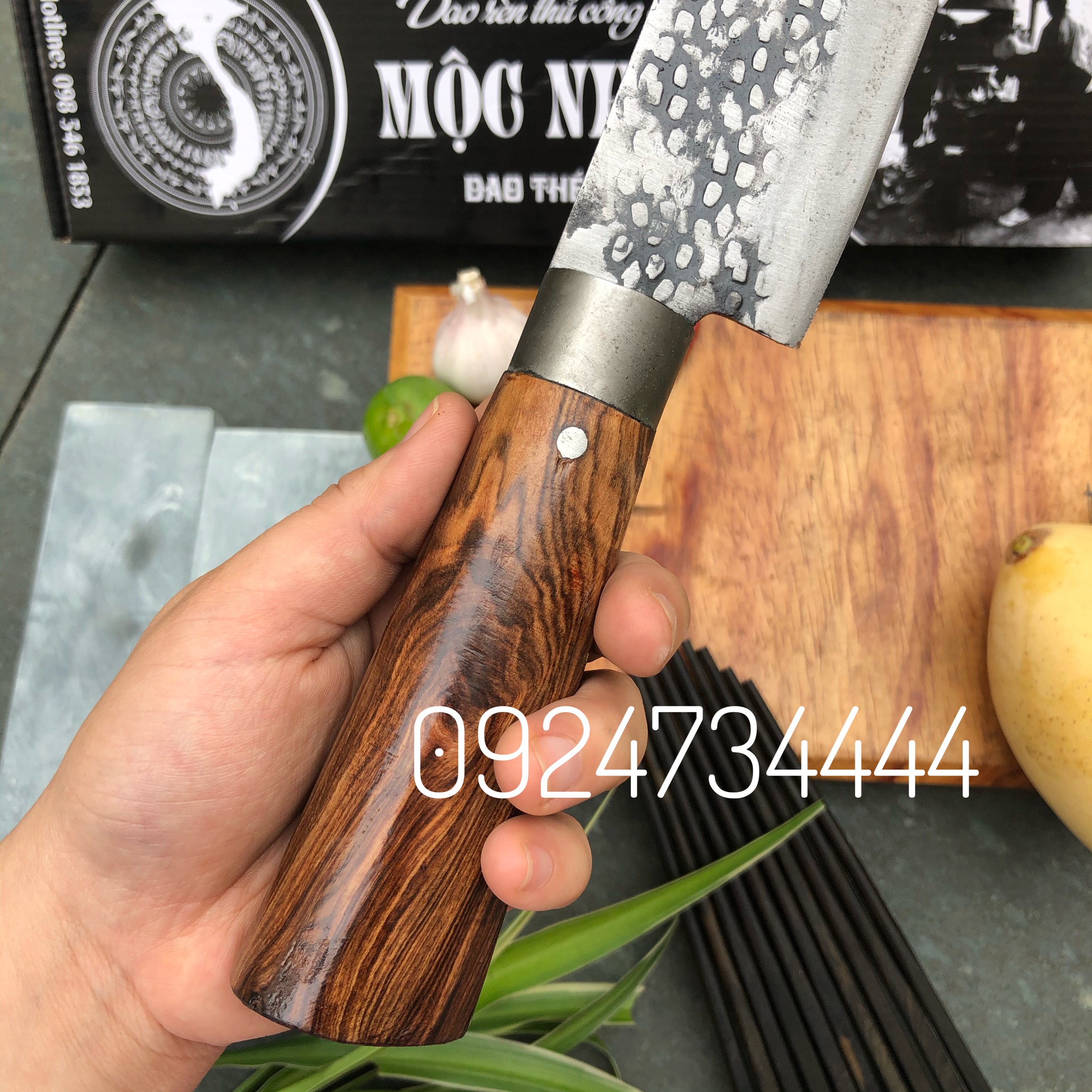 Non-Stick Chicken Cutting Knife Combo {Phuc Sen Moc Nhien}