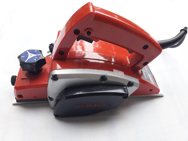 MÁY BÀO GỖ MAKTEC MT190