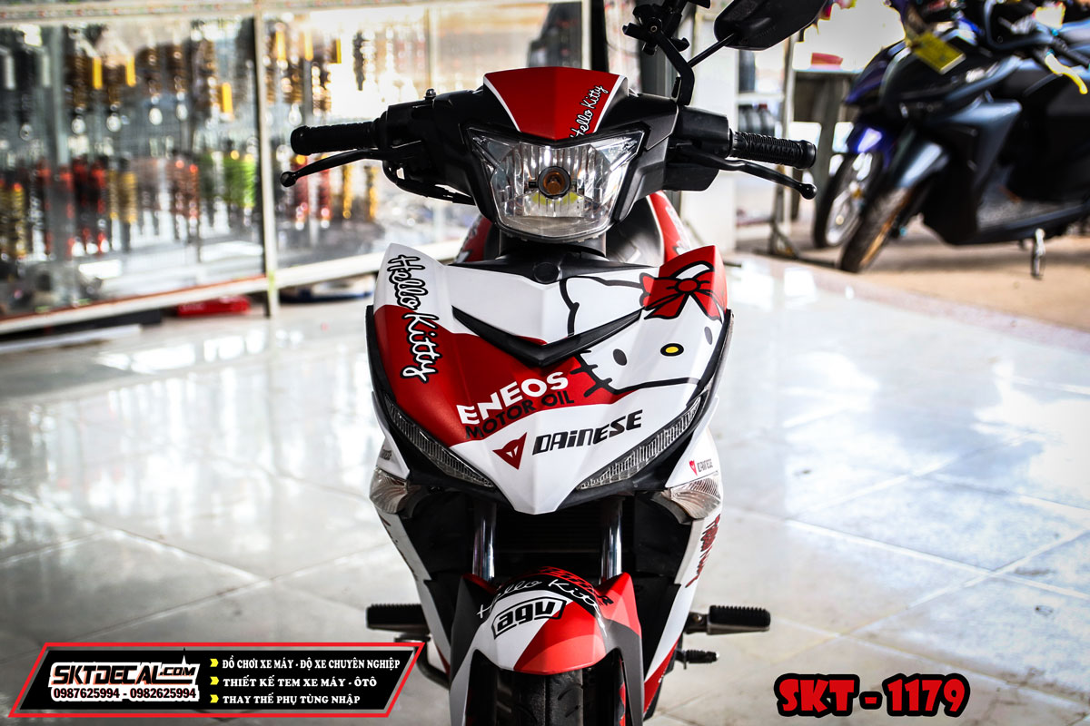Tem trùm exciter 150 hello kitty trắng đỏ