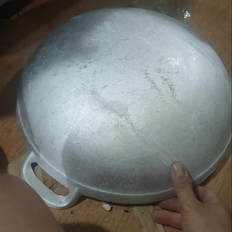Chảo gang đúc đường kính 40.5 cm