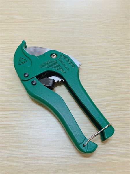 Kìm cắt ống nhựa 42mm