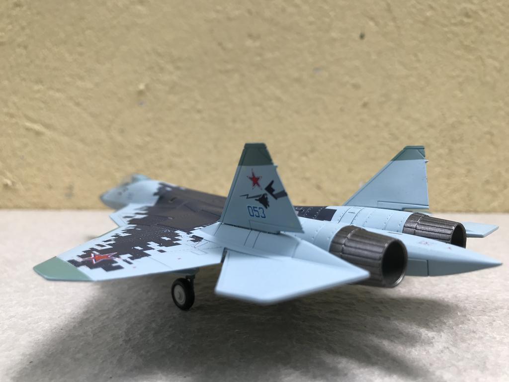Mô hình Máy bay SU-57E  - 1:100