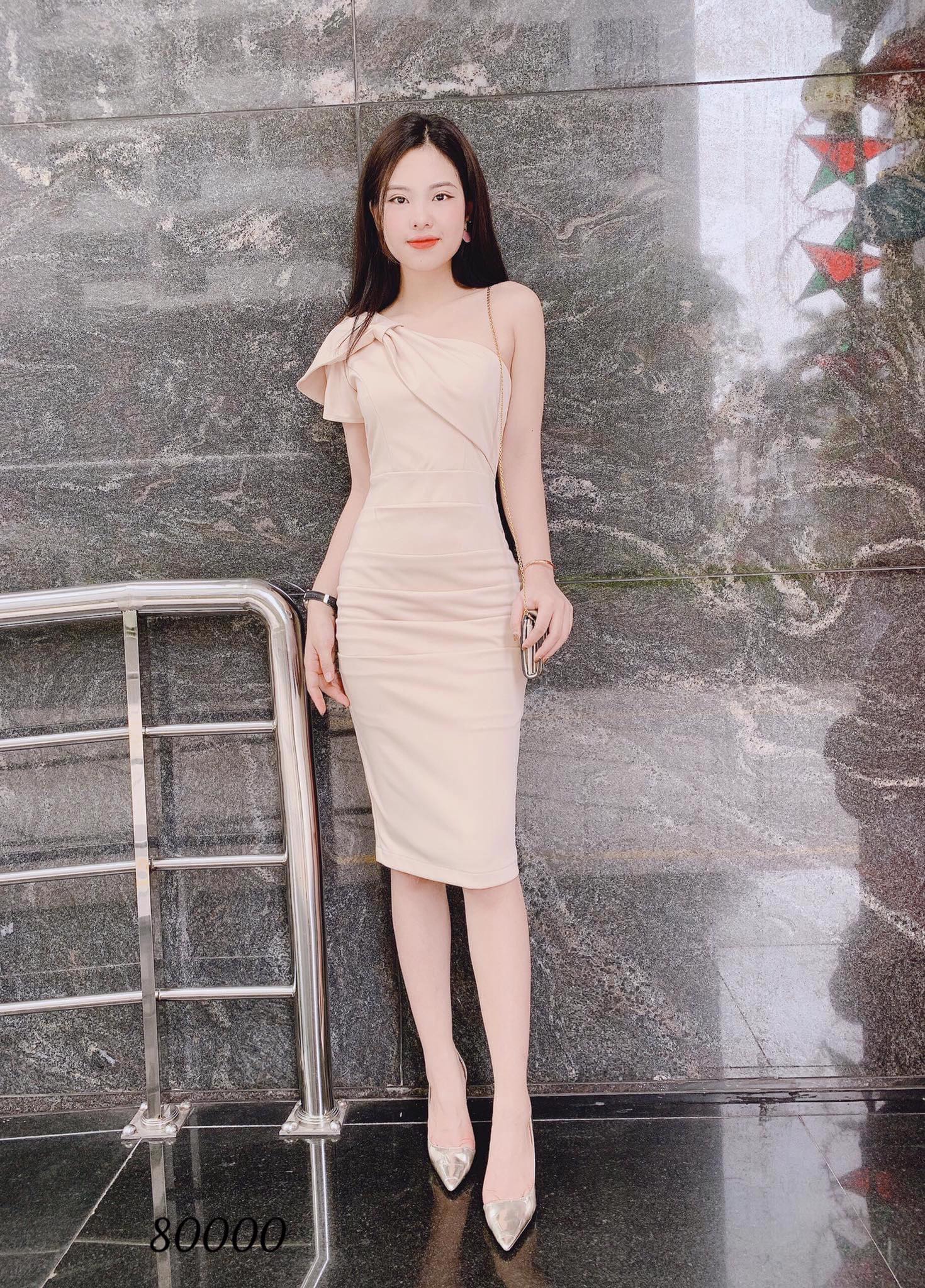 ĐẦM ÔM DỰ TIỆC TRỄ VAI CAO CẤP