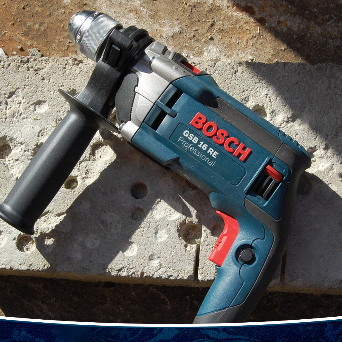 Máy khoan động lực Bosch GSB 16 RE 750W (Xanh đen)