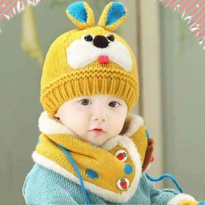 Set mũ len tai thỏ kèm khăn cho bé