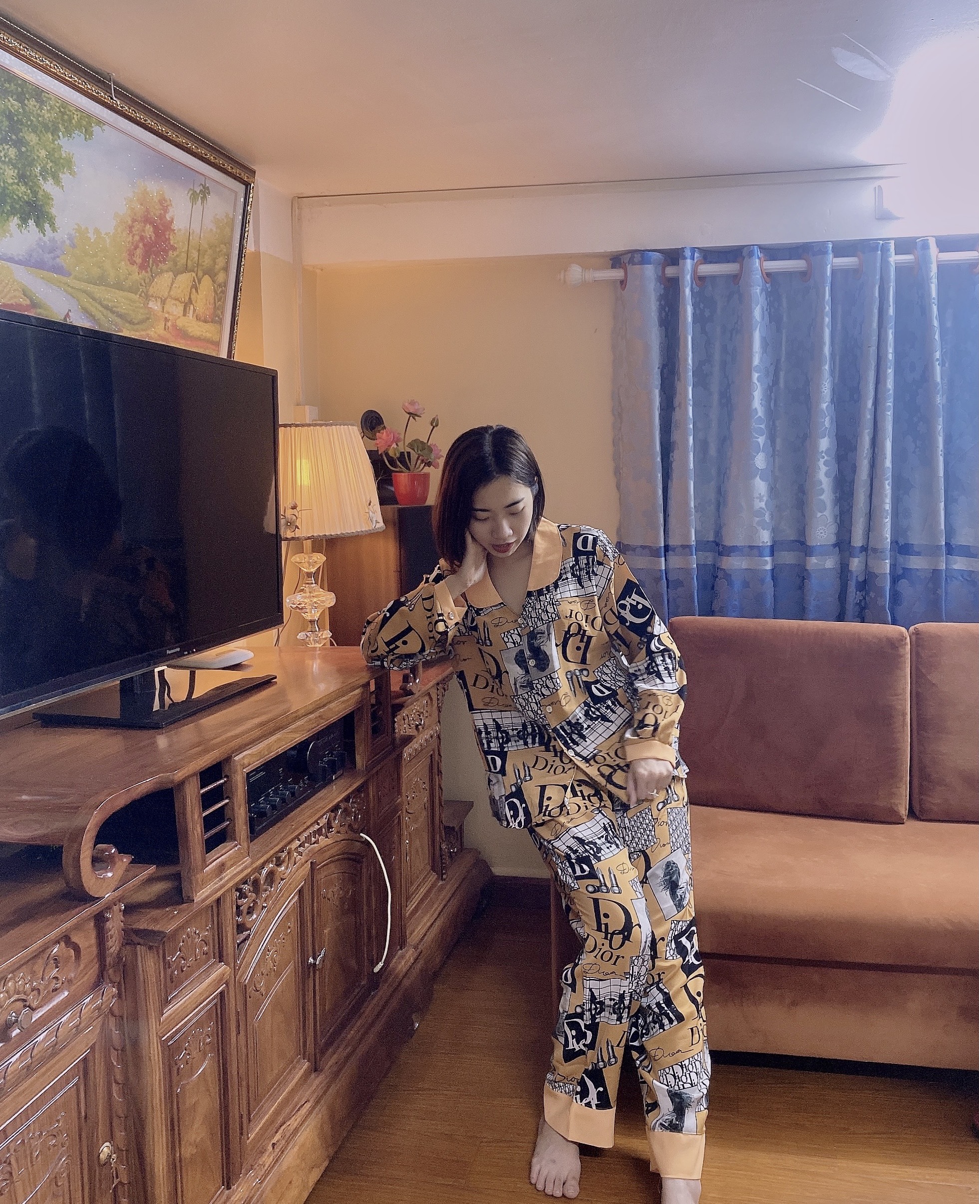 Bộ Pijama dài tay cổ sen lụa Mango cao cấp