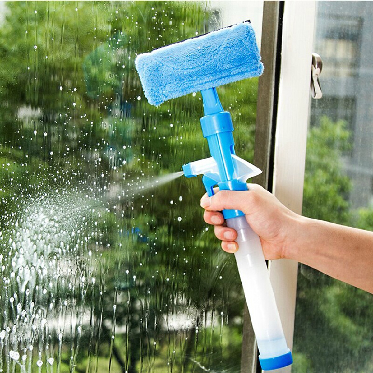 Loại to có vải - cây lau kính kèm bình xịt 2 in 1 thông minh