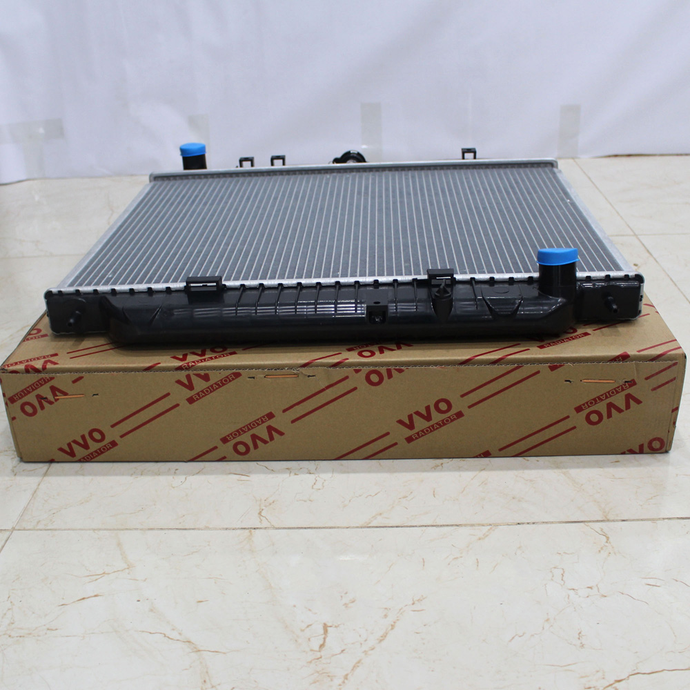 Két nước Isuzu Trooper, 2003-2008, số sàn, cao cấp
