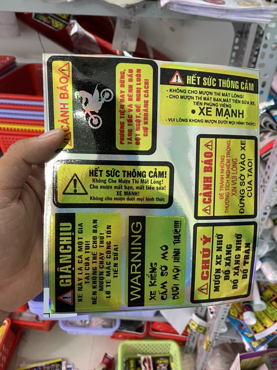 Logo cảnh báo 7 màu