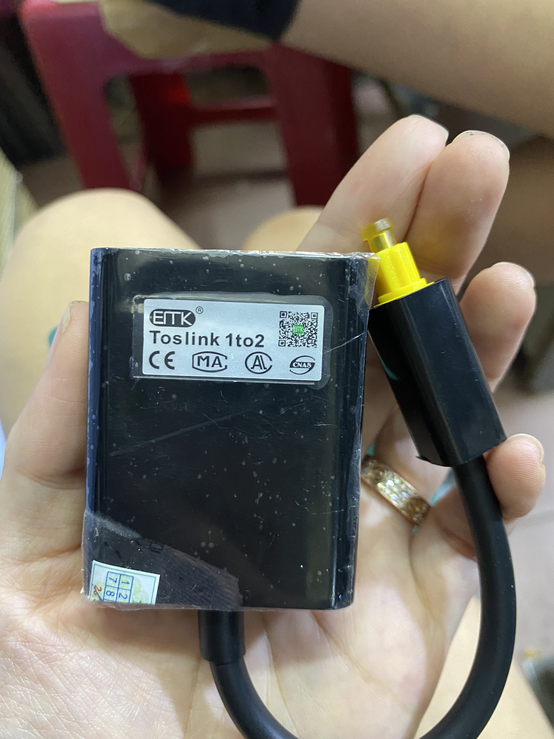Bộ chia cổng Optical 1 to 2 Toslink EMK