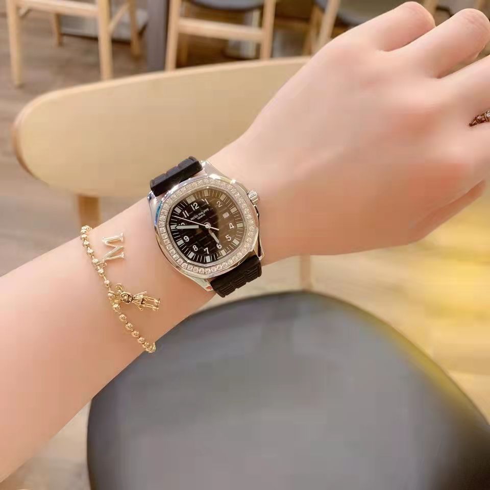 [Hot] Đồng Hồ Nữ Patek Philippe Aquanaut Diamond - Case 35mm