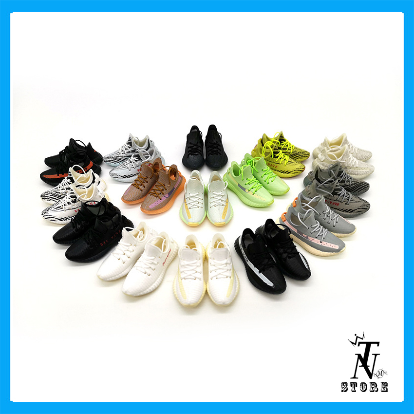 Móc khóa giày sneaker Yeezy tỉ lệ 1:6
