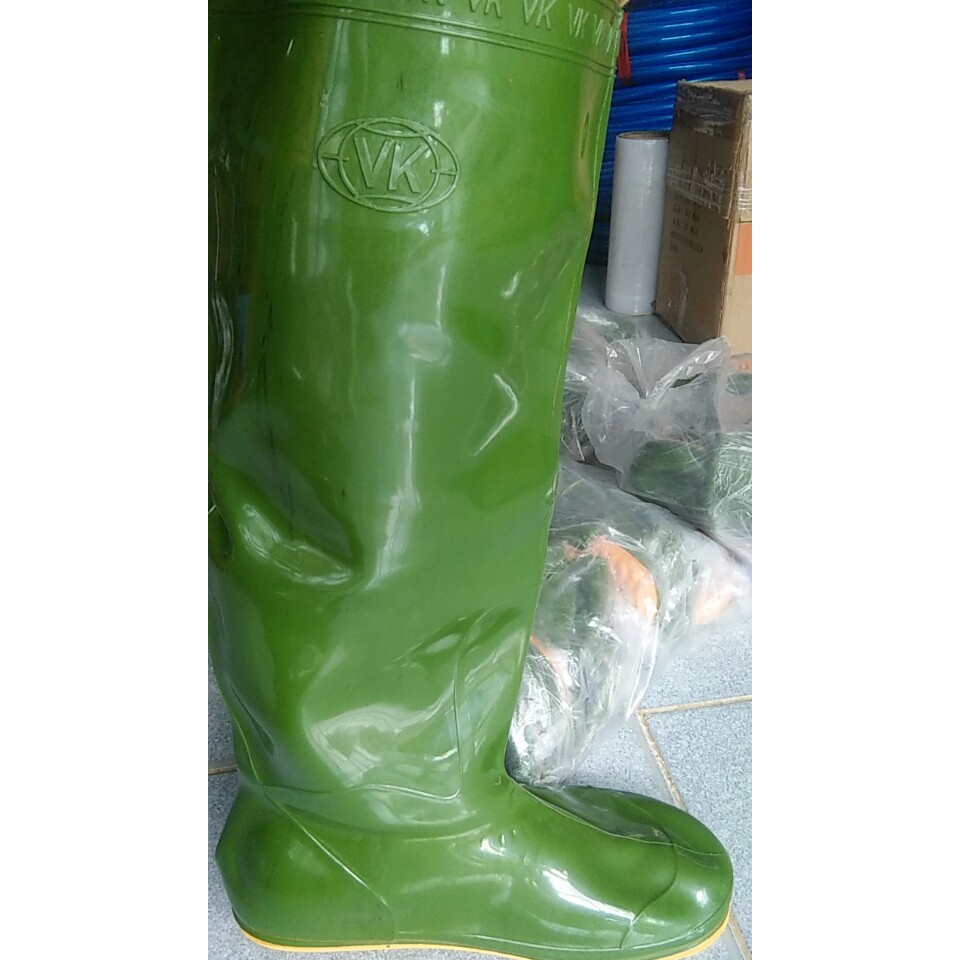 Ủng làm vườn siêu nhẹ