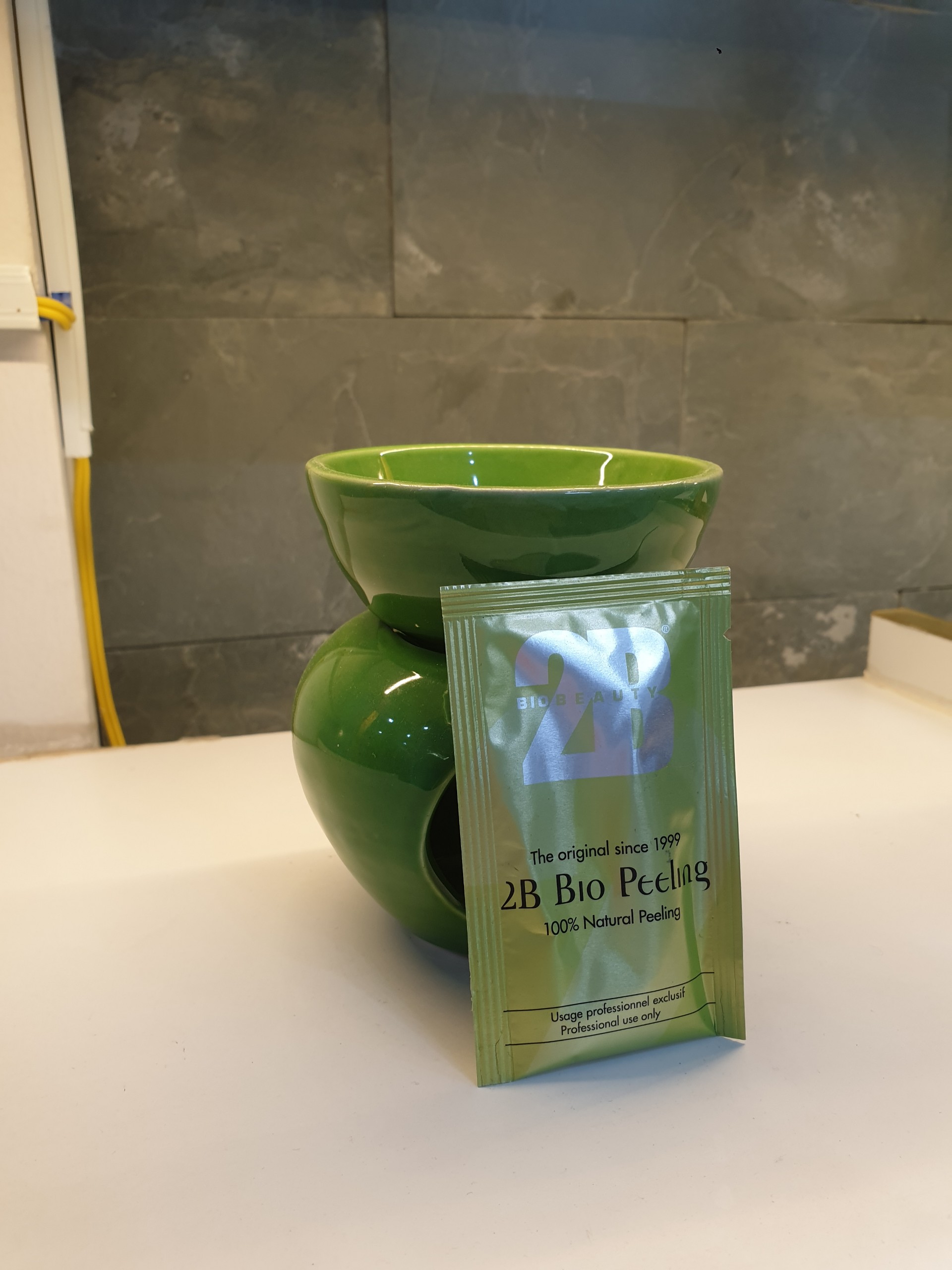Tảo Bỉ 2B Bio Peeling – thay da sinh học
