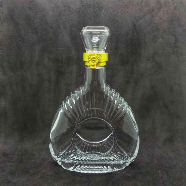 Chai Thủy Tinh Đựng Rượu 500ML cao cấp mẫu XO họa tiết vỏ sò - vỏ Chai Đựng Rượu Đẹp - Bình Thủy Tinh đựng Rượu siêu trong (C10)