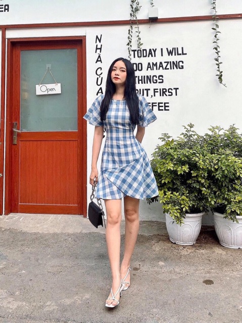 Đầm caro xanh tùng bèo