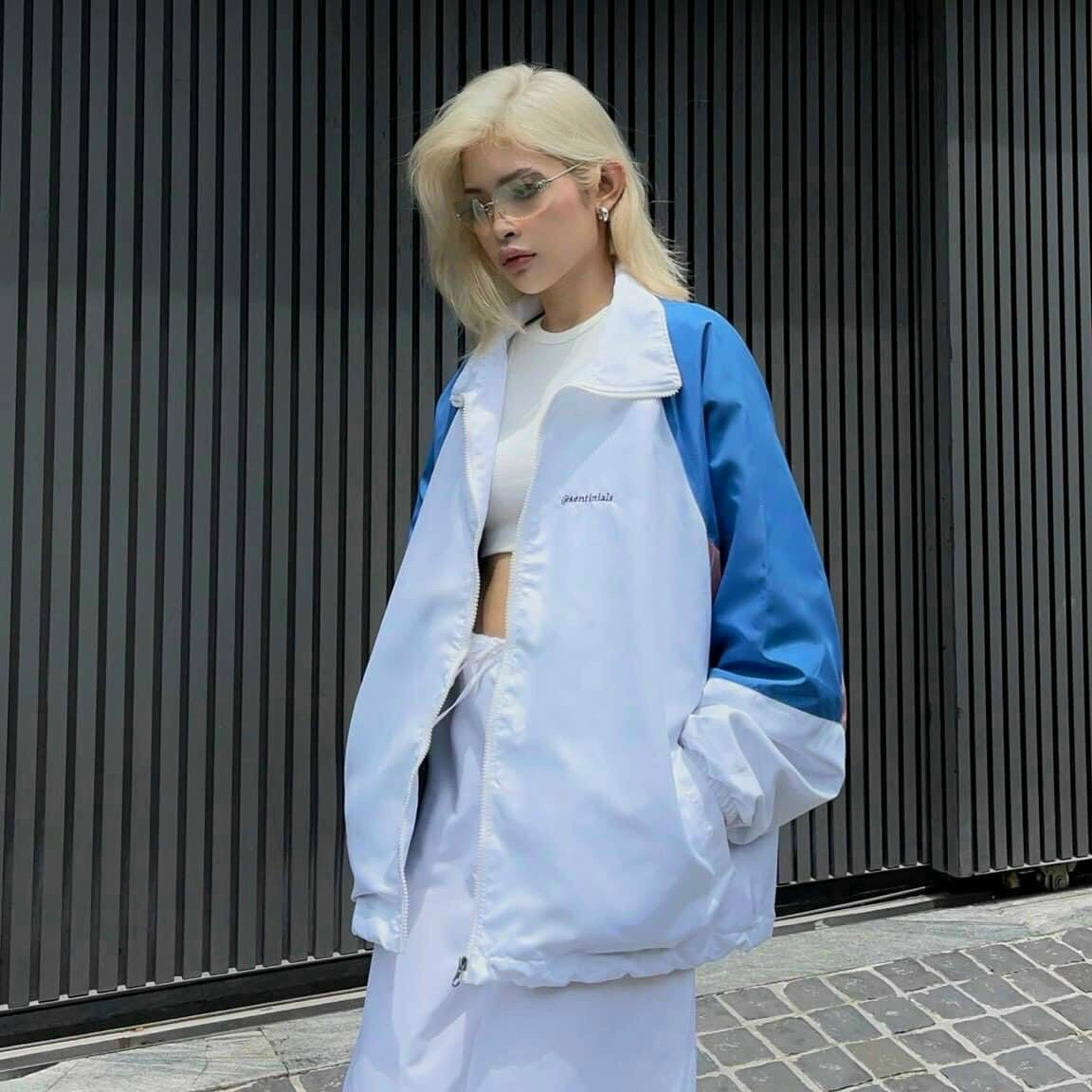 Áo khoác dù nữ chuẩn form unisex sentinials cổ trụ form basic