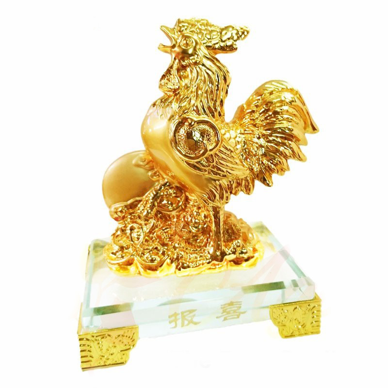 Tượng Gà Trống Vàng Đế Kính Thủy Tinh