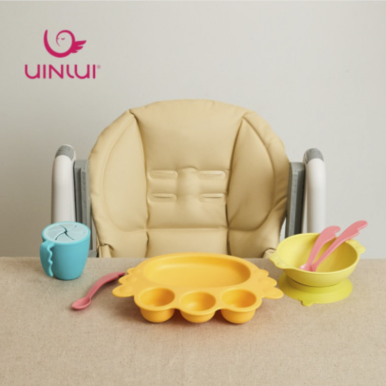 Khay ăn dặm cho bé Uinlui set 10 món - ALADDIN VINA