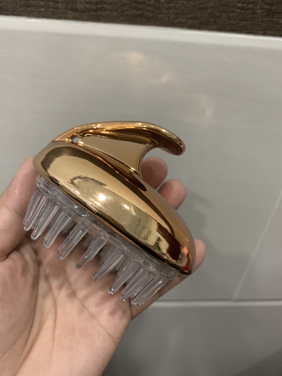 Lược gội đầu silico.n massage thư giãn