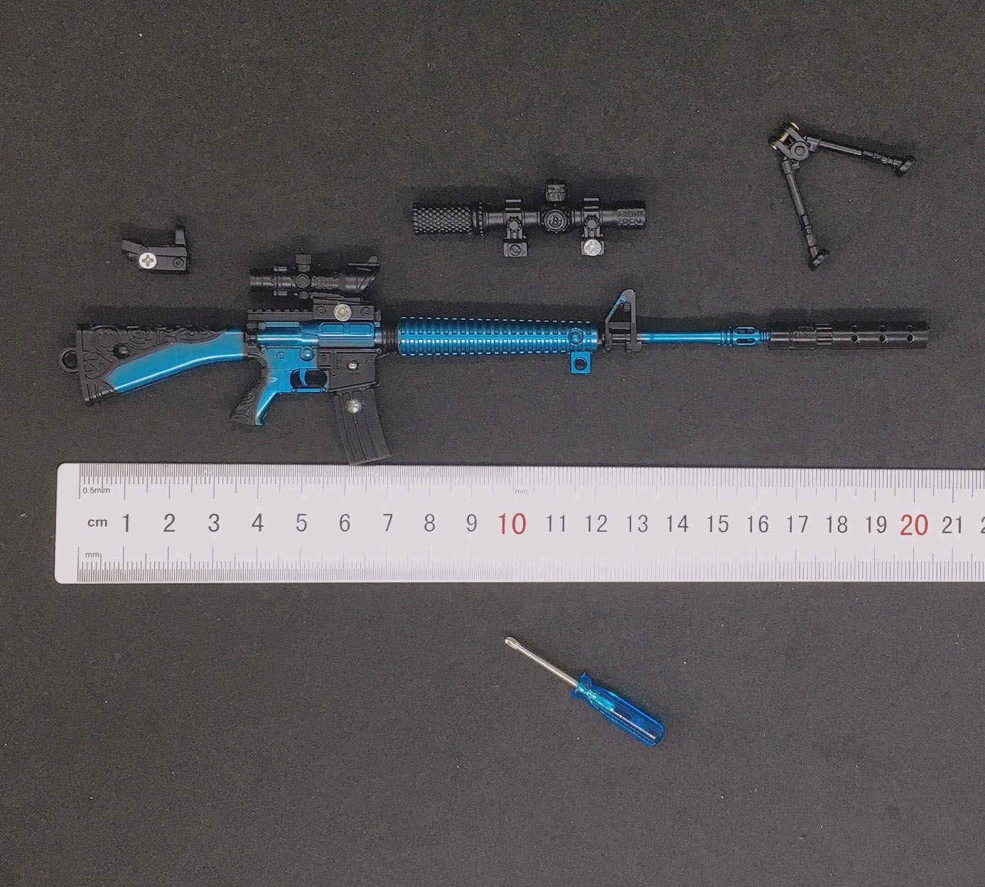 Mô Hình M16A4 Blue 3 Scope Dài 21 CM Trong PUBG