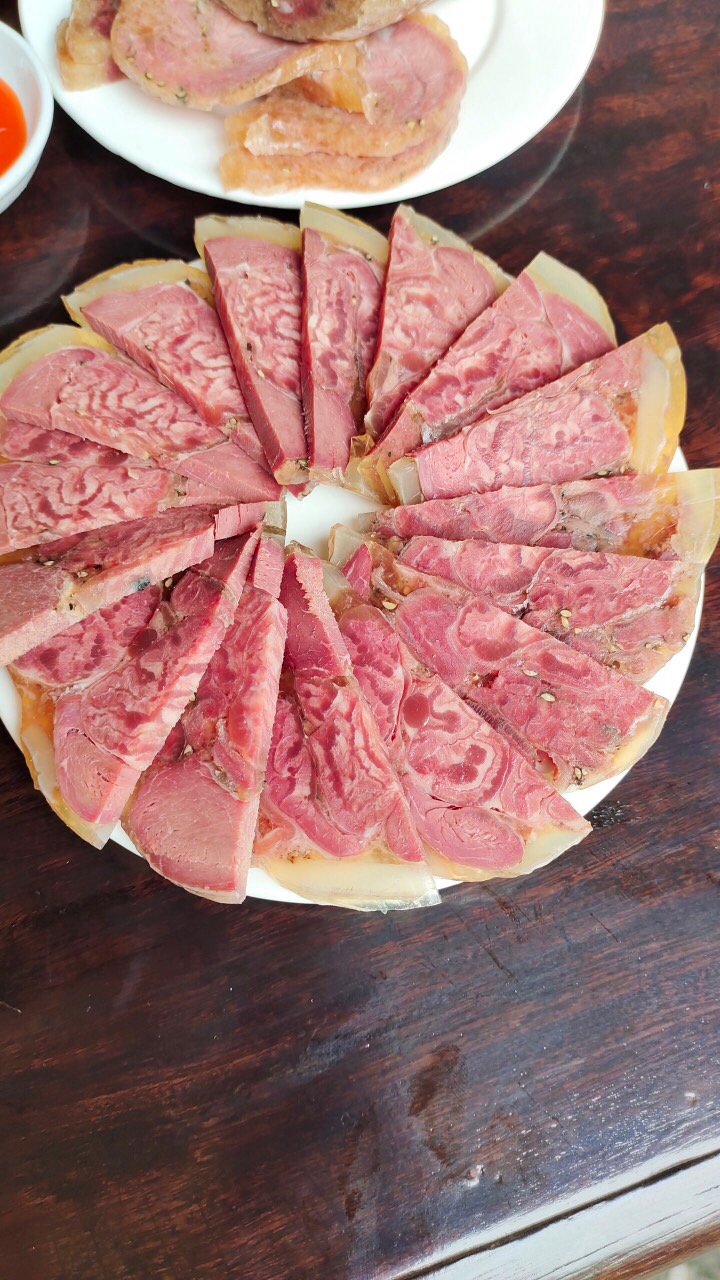 Giò me Nghệ An chính gốc ( Loại cuộn da đặc biệt)