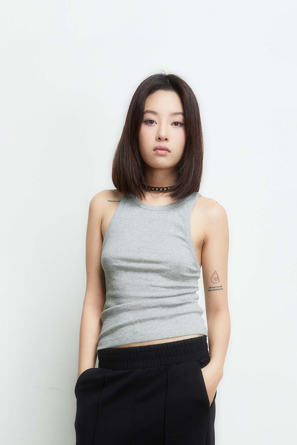 DOTTIE - Áo thun sát nách cách điệu T0650