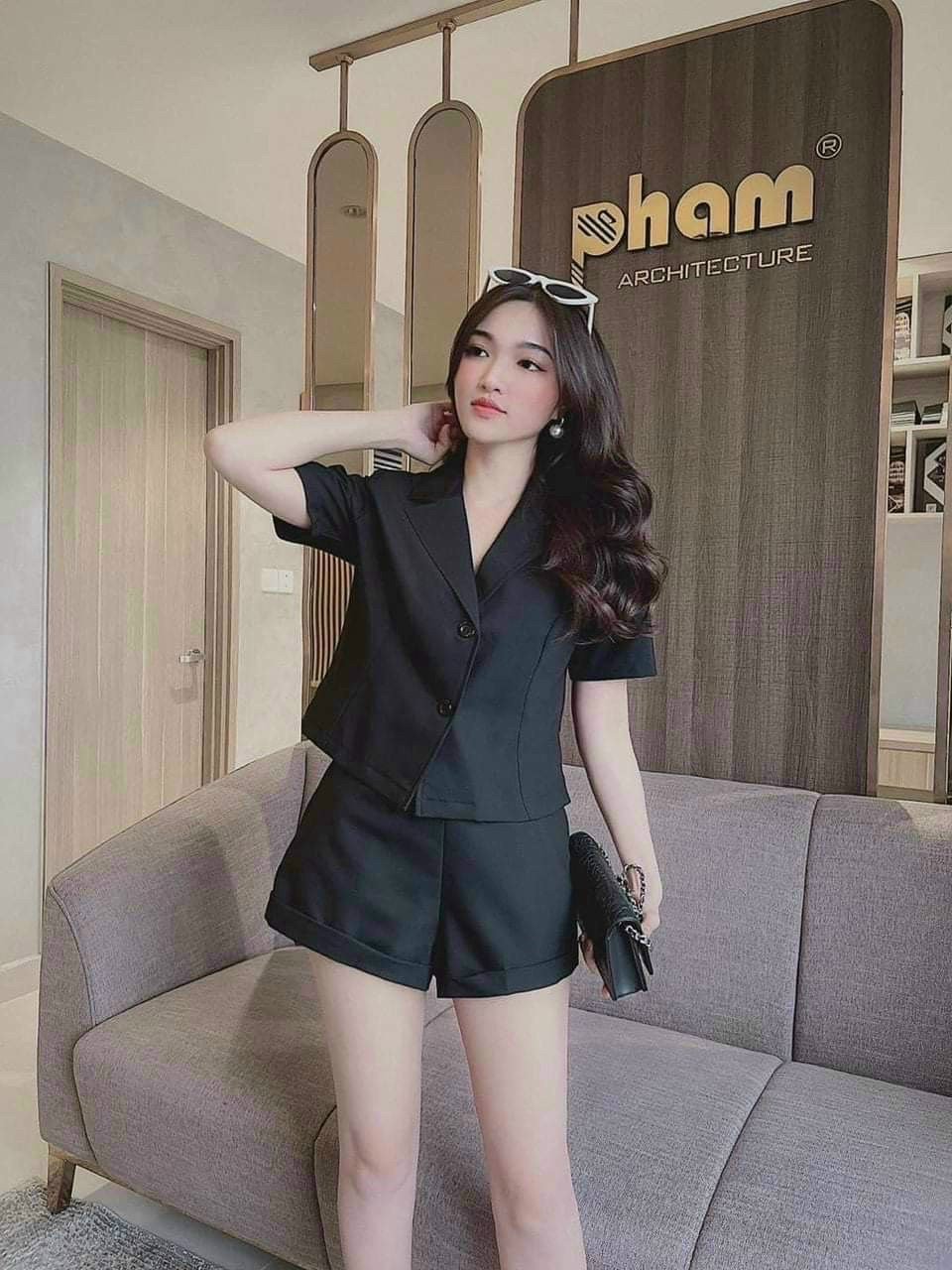 Sét bộ nữ thời trang mặc đi chơi, sét bộ vest tuyết mưa cổ vest tay ngắn nút mix quần đùi