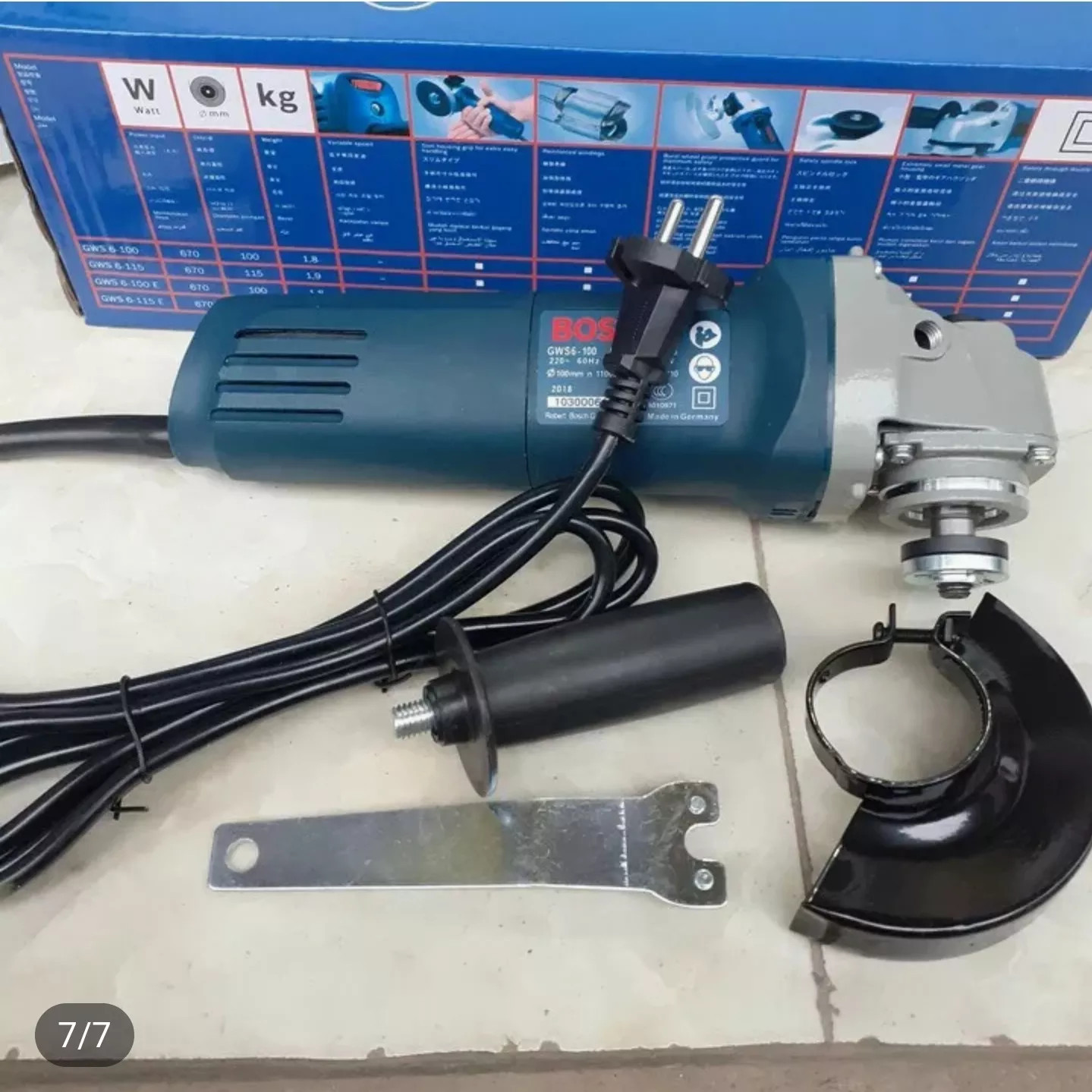 MÁY MÀI MÁY CẮT CẦM TAY CÓ ĐIỀU CHỈNH TỐC ĐỘ 6 MỨC GWS6-100 HÀNG MALAYSIA CHẤT LƯỢNG TỐT RUỘT ĐỒNG NGUYÊN CÔNG SUẤT 670W PHÙ HỢP SỬ DỤNG GIA ĐÌNH VÀ SỬA CHUA