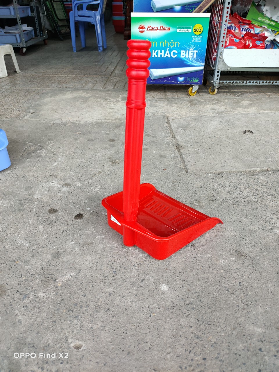 [HCM]Ky hốt rác cán thấp nhựa Tý Liên