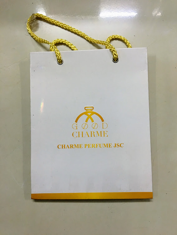Túi giấy đựng nước hoa Char.me nhiều kích thước (CAO 20CM - NGANG 16CM - RỘNG 6CM - TÚI KÍCH THƯỚC VỪA)