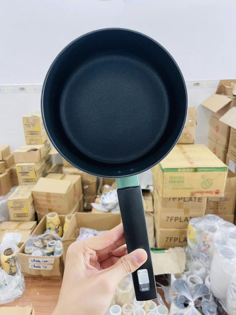 Nồi Quánh Chống Dính 18cm HKM Nuti