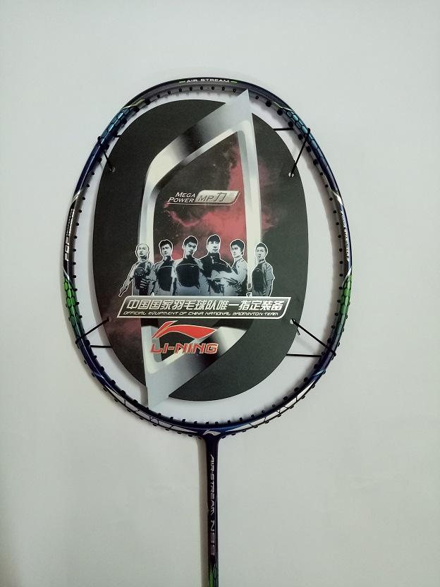 Vợt cầu Lông Li-ning khung cacbon