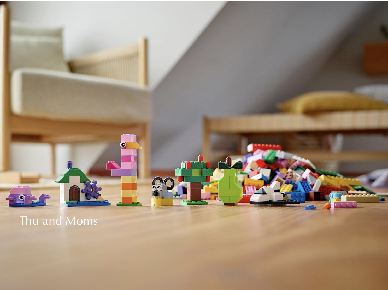 Lego Classic 11016 thùng gạch sáng tạo
