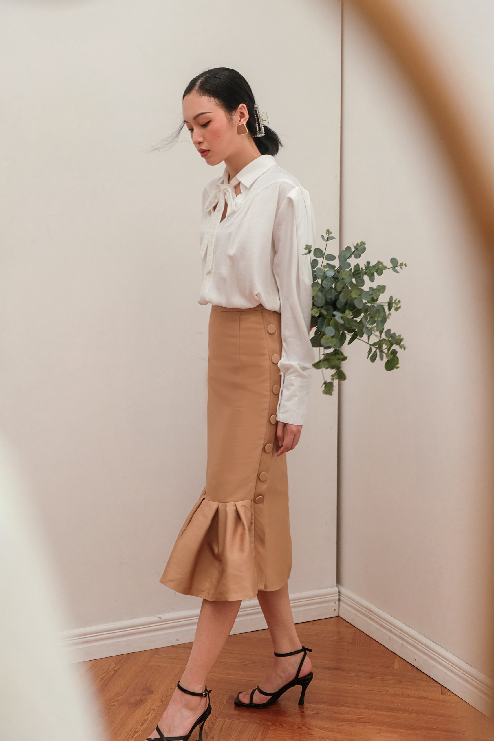 Moda de Lita - Chân váy midi đuôi bèo
