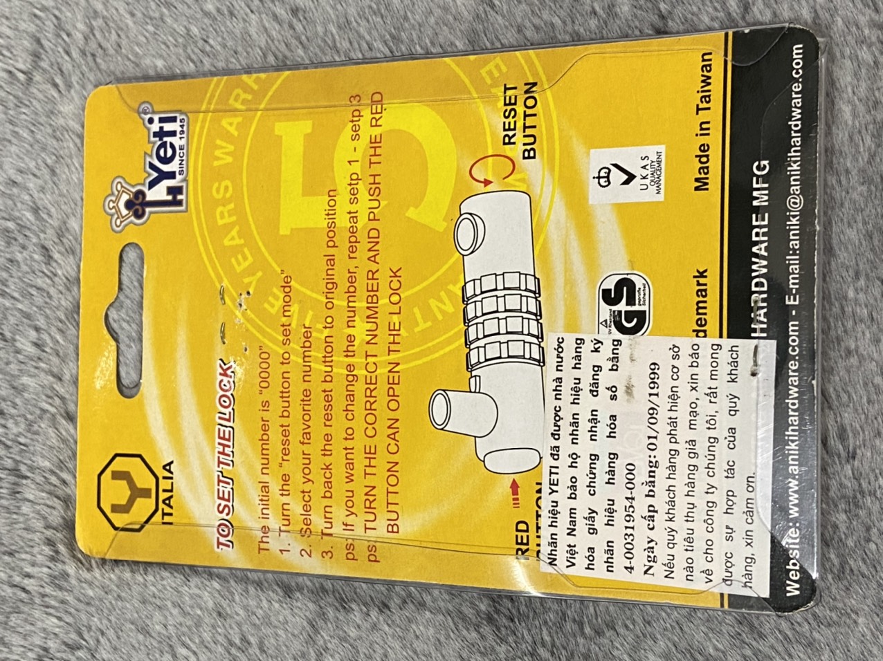 Ổ Khóa Số Chữ U Yeti 701