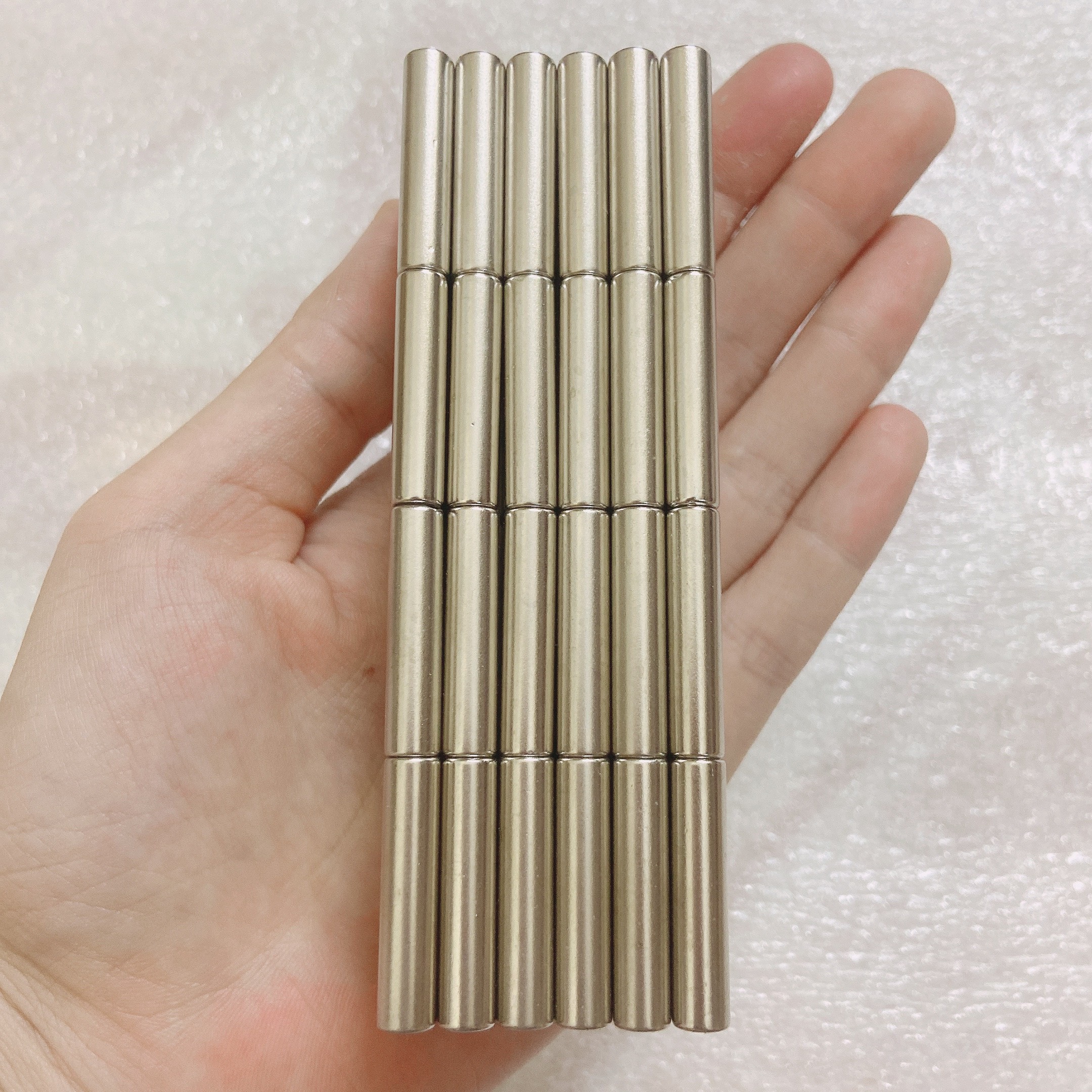 NAM CHÂM VIÊN ĐẤT HIẾM KÍCH THƯỚC 6X30MM