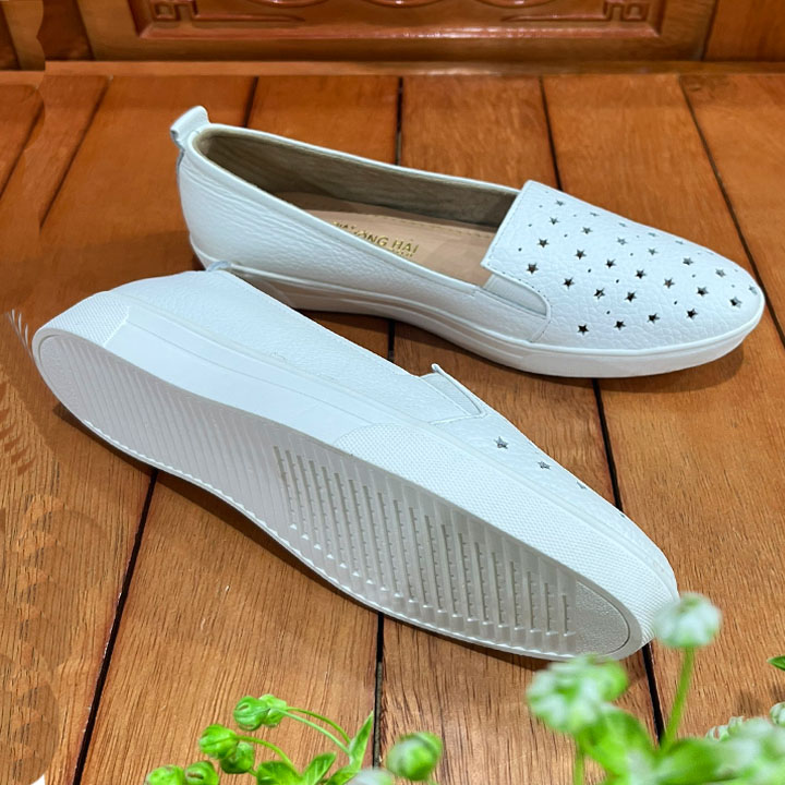 Giày lười nam Slip on da bò thật màu đen mềm mại Trường Hải SL130