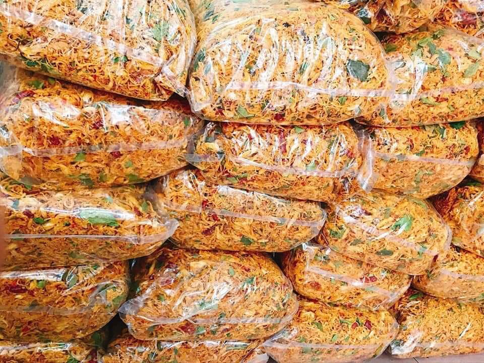 [HCM]1kg khô gà lá chanh cay vừa