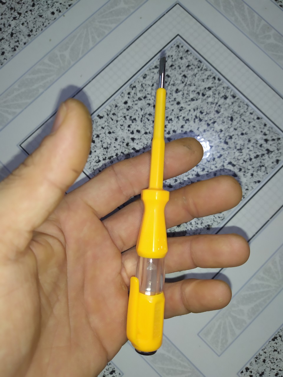 Vít thử điện , Bút thử điện