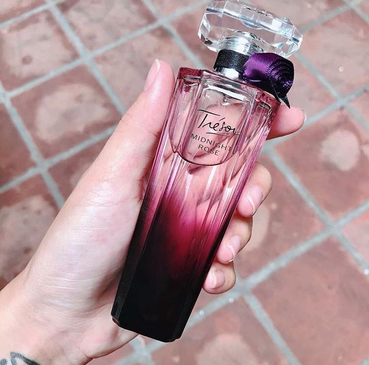 Nước Hoa Lac.ôme Tre.sor Midnight Rose tím