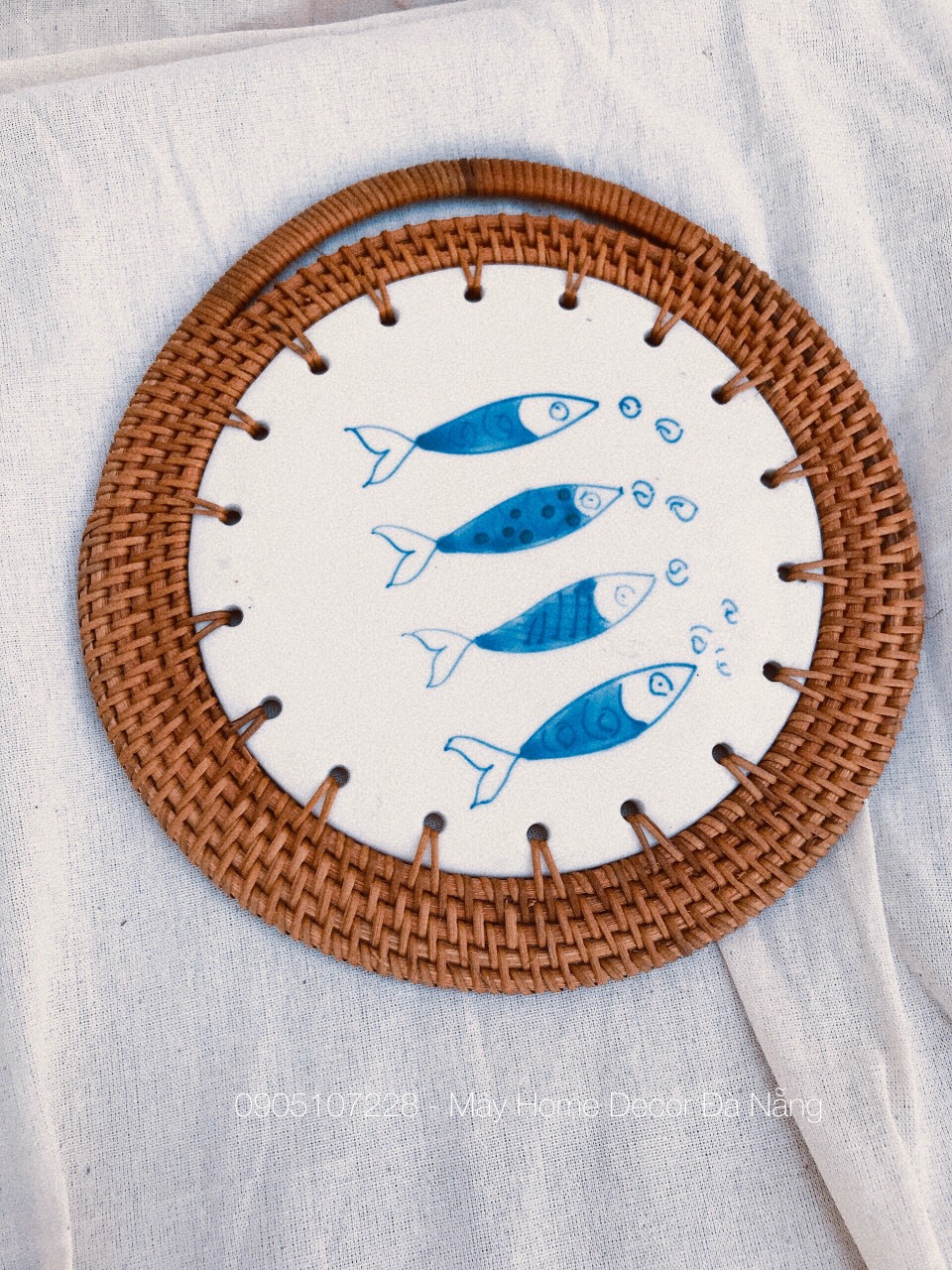 Handmade in Vietnam, Heat Resistant Made by Ceramic and Rattan D20 cm
