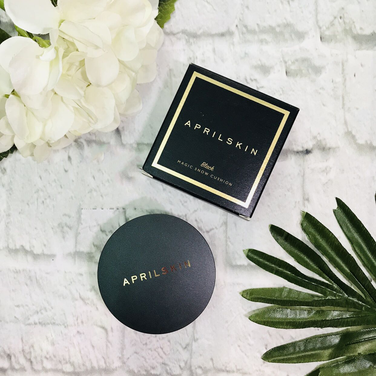 [HCM]Phấn Nước April Skin Black Magic Snow Cushion
