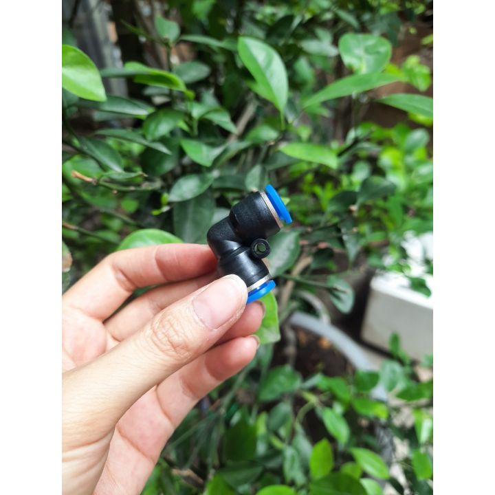 Cút nối góc nối ống phun sương 8mm